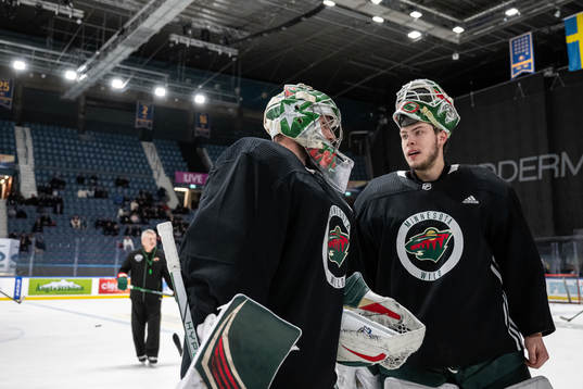 Goaltender Filip Gustavsson and goaltender Jesper Wallstedt
