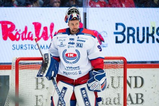 Oskarshamns målvakt Marek Langhamer deppar