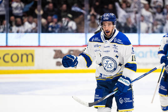Leksands Max Veronneau jublar
