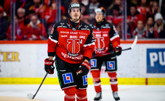 Örebros Emil Larsson deppar
