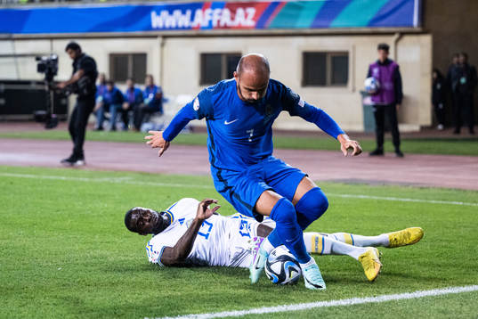 Ken Sema of Sweden and Joshgun Diniyev of Azerbaijan