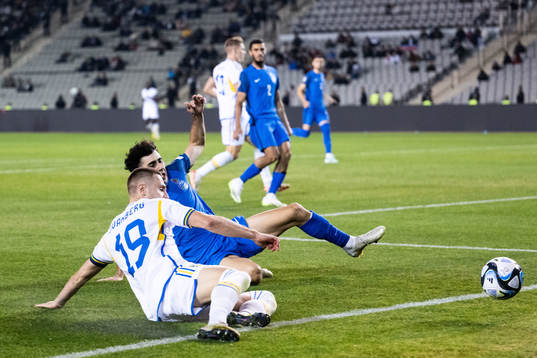 Mattias Svanberg of Sweden and Bahlul Mustafazade of