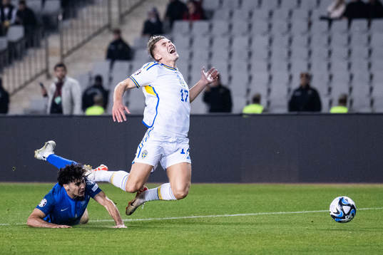 Bahlul Mustafazade of Azerbaijan and Viktor Gyökeres of