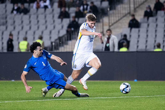 Bahlul Mustafazade of Azerbaijan and Viktor Gyökeres of