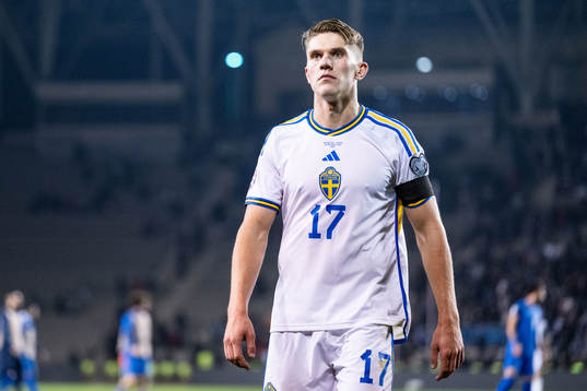 Viktor Gyökeres of Sweden looks dejected