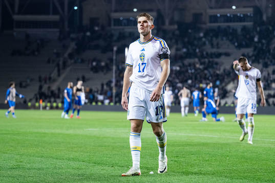 Viktor Gyökeres of Sweden looks dejected
