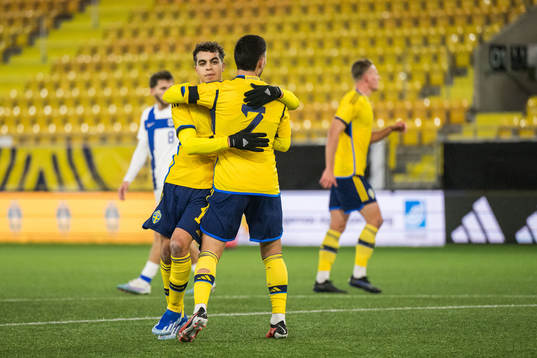 Of sverige Yasin Ayari and Roony Bardghji of Sweden