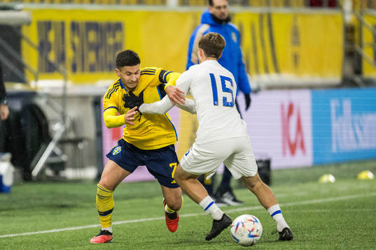 Roony Bardghji of Sweden and Jussi Niska of Finland