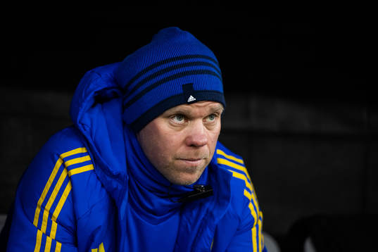 Assistant coach Viktor Eriksson of Sweden