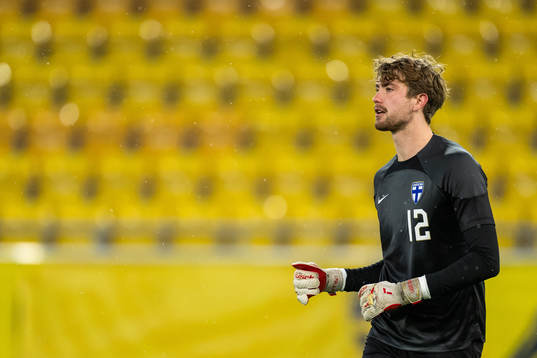 goalkeeper Lasse Schulz of Finland
