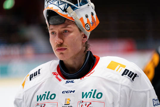 Växjös målvakt Emil Larmi