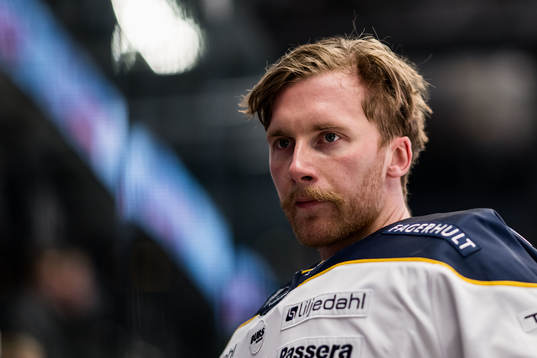HV71s målvakt Victor Brattström