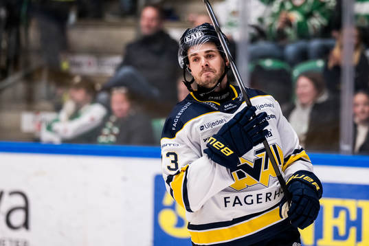 HV71s Åke Stakkestad deppar