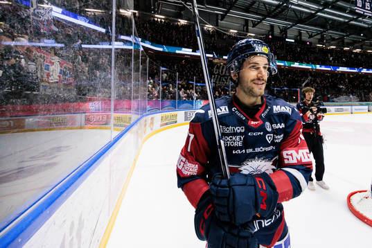 Linköpings Taylor Leier jublar