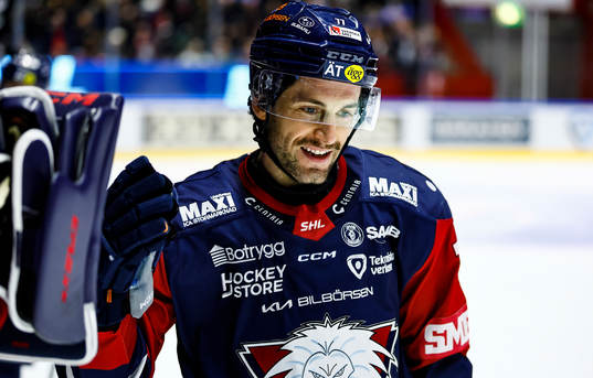 Linköpings Taylor Leier jublar