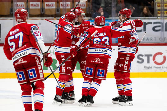 Timrås Sebastian Hartmann jublar