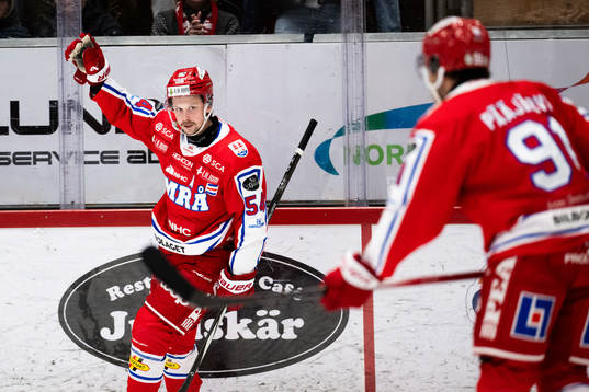 Timrås Jonathan Dahlén jublar