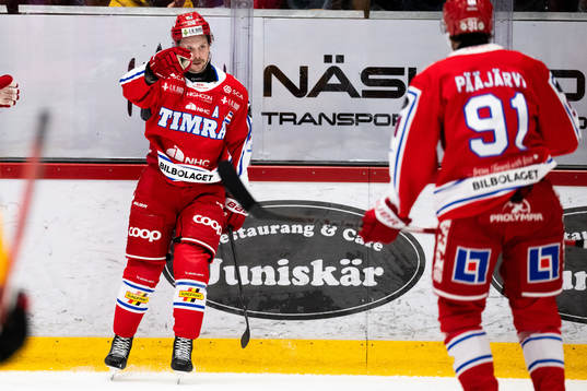 Timrås Jonathan Dahlén jublar