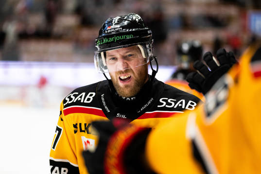Luleås Linus Omark jublar