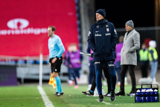 Head coach Ståle Solbakken of Norway
