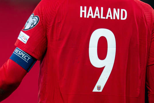 The kit and captains’ armband of Erling Braut Haaland of