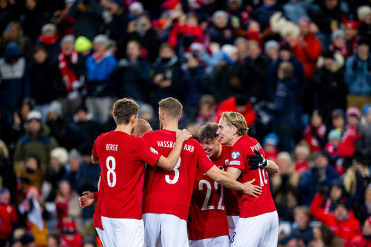 Jørgen Strand Larsen of Norway celebrates with Kristian