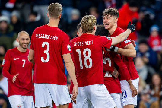 Jørgen Strand Larsen of Norway celebrates with Kristian