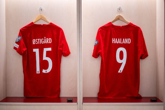 The kits Leo Skiri Østigård and Erling Braut Haaland of