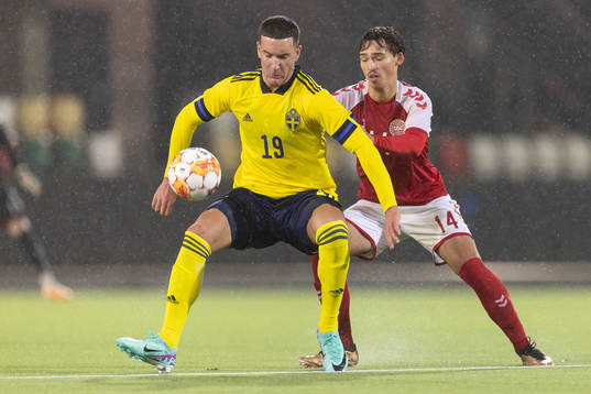 Bläddra bland fler bilder av Fotboll, P20, Landskamp, Danmark - Sverige