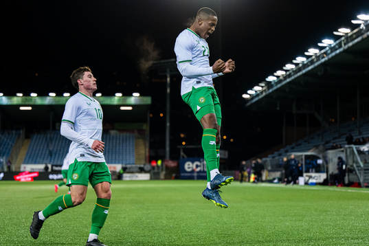 Aidomo Emakhu of Ireland celebrates