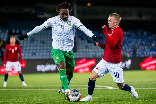 Mohammed Lawal of Ireland and Isak Hansen-Aarøen of Norway
