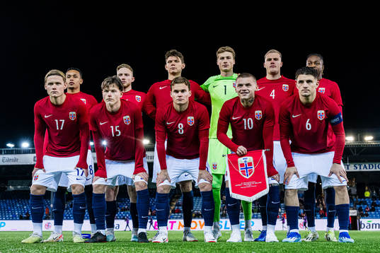 The starting eleven of Norway, from the top left; Fredrik