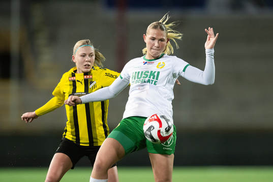 Häckens Matilda Larsson och Hammarbys Alice Wehinger