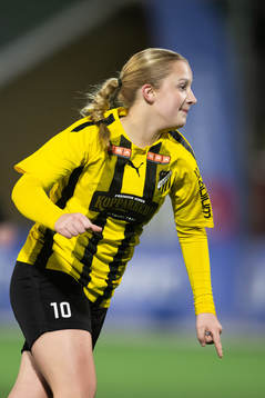 Häckens Emilia Migas jublar