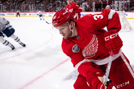 Christian Fischer of Detroit Red Wings