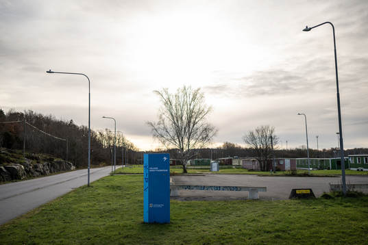 Skylt vid Välens Idrottsområde