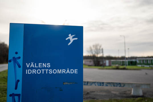 Skylt vid Välens Idrottsområde