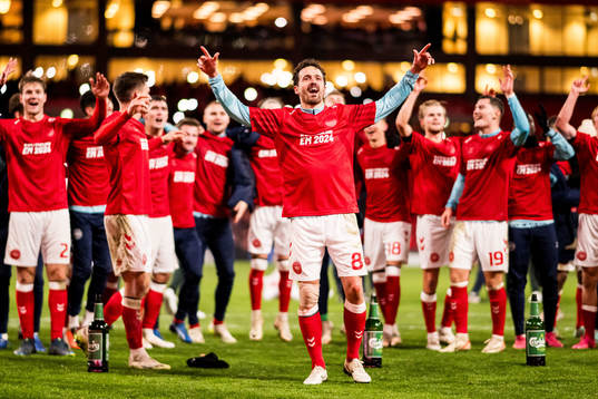 Thomas Delaney of Denmark celebrates