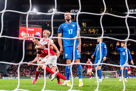 Thomas Delaney and Victor Kristiansen of Denmark celebrate