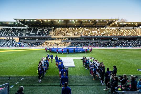 Players of Rosenborg and Vålerenga
