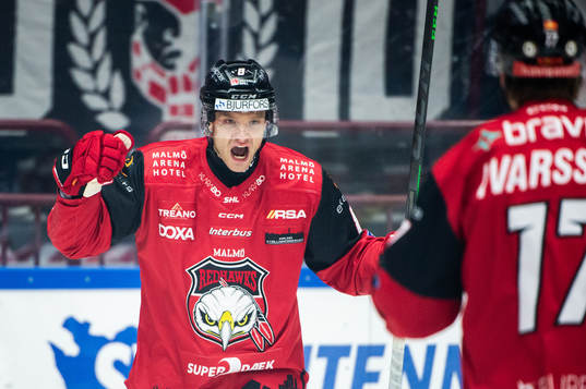 Malmö Redhawks Johan Olofsson jublar
