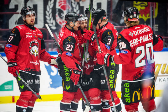 Malmö Redhawks Johan Olofsson jublar