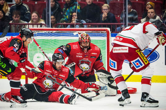 MoDos Sampo Ranta mot Malmö Redhawks Christoffer Forsberg,