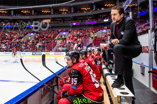 Malmö Redhawks Carl Persson och tränare Tomas Kollar