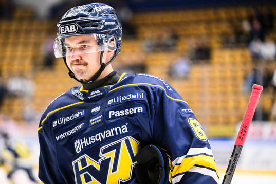 HV71s Oliwer Kaski