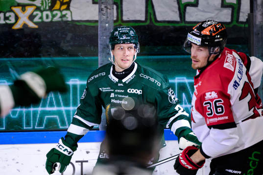 Färjestads Mattias Göransson jublar