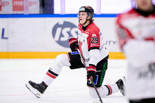 Örebros Milton Oscarson deppar