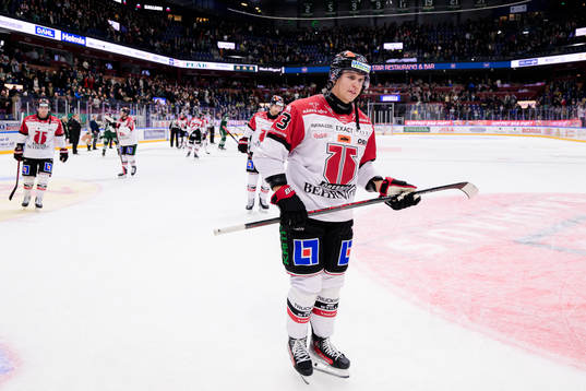 Örebros Oliver Eklind deppar