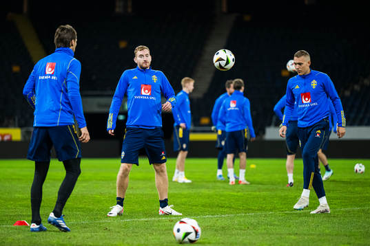 Ludwig Augustinsson, Dejan Kulusevski and Albin Ekdal of