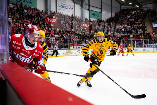 Timrås Jonathan Dahlén och Skellefteås Zeb Forsfjäll